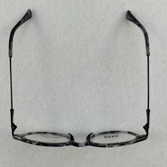 Geek Eyewear Frame Style: October - Picture 5 of 8